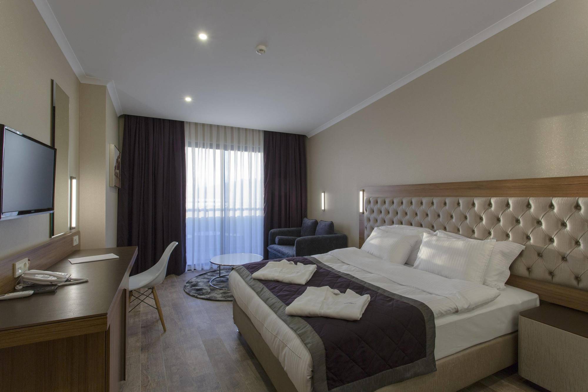 Michell Hotel (Adults Only) Аланя Екстериор снимка